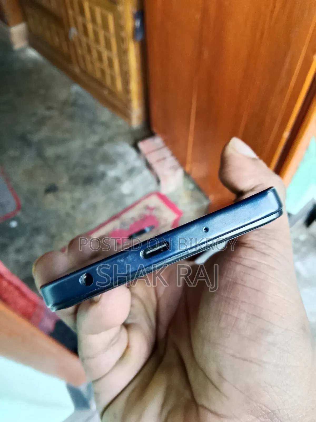 New Vivo Y05 64 GB Black