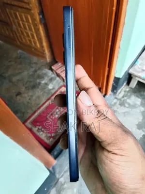 New Vivo Y05 64 GB Black