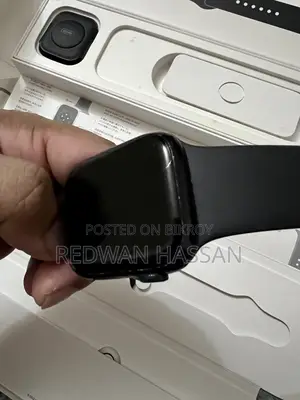 অ্যাপল ওয়াচ সিরিজ ৮ মিডনাইট অ্যালুমিনিয়াম