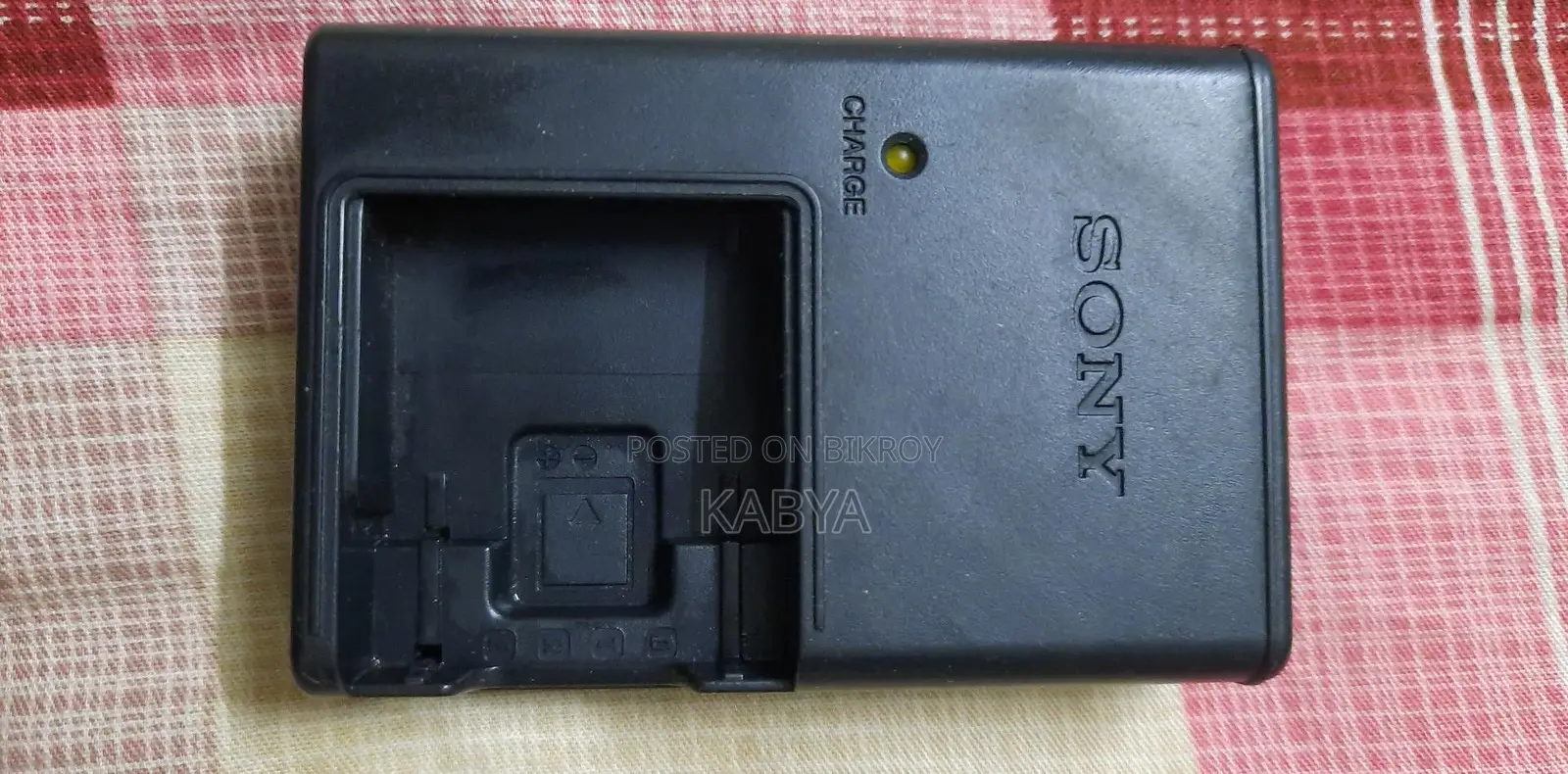Sony Battery Charger Bc-csd For D, T, R And E Series