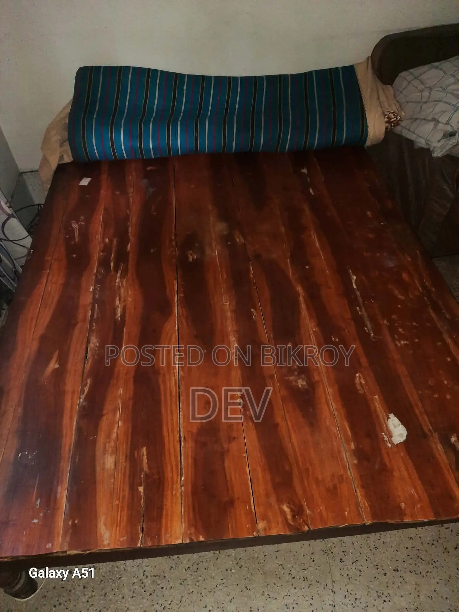 ১০০ % কেরোসিন কাঠের খাট (যাদের ব্যাক পেইন আছে) খুলনা