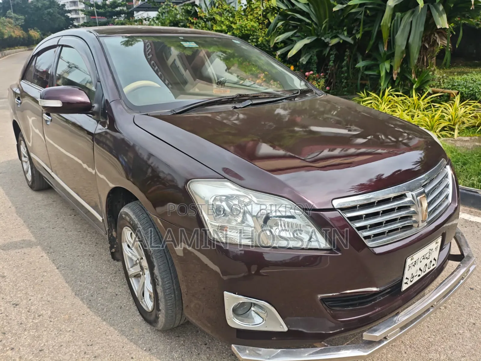 টয়োটা প্রিমিও ২০১২ লাল