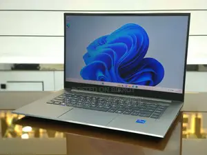 Laptop HP ZBook Studio G8 32GB Intel Core I7 SSD 512GB