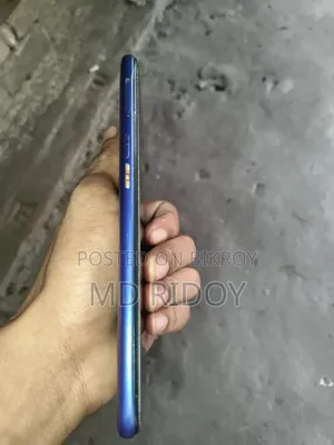 Samsung A10 32 GB Blue