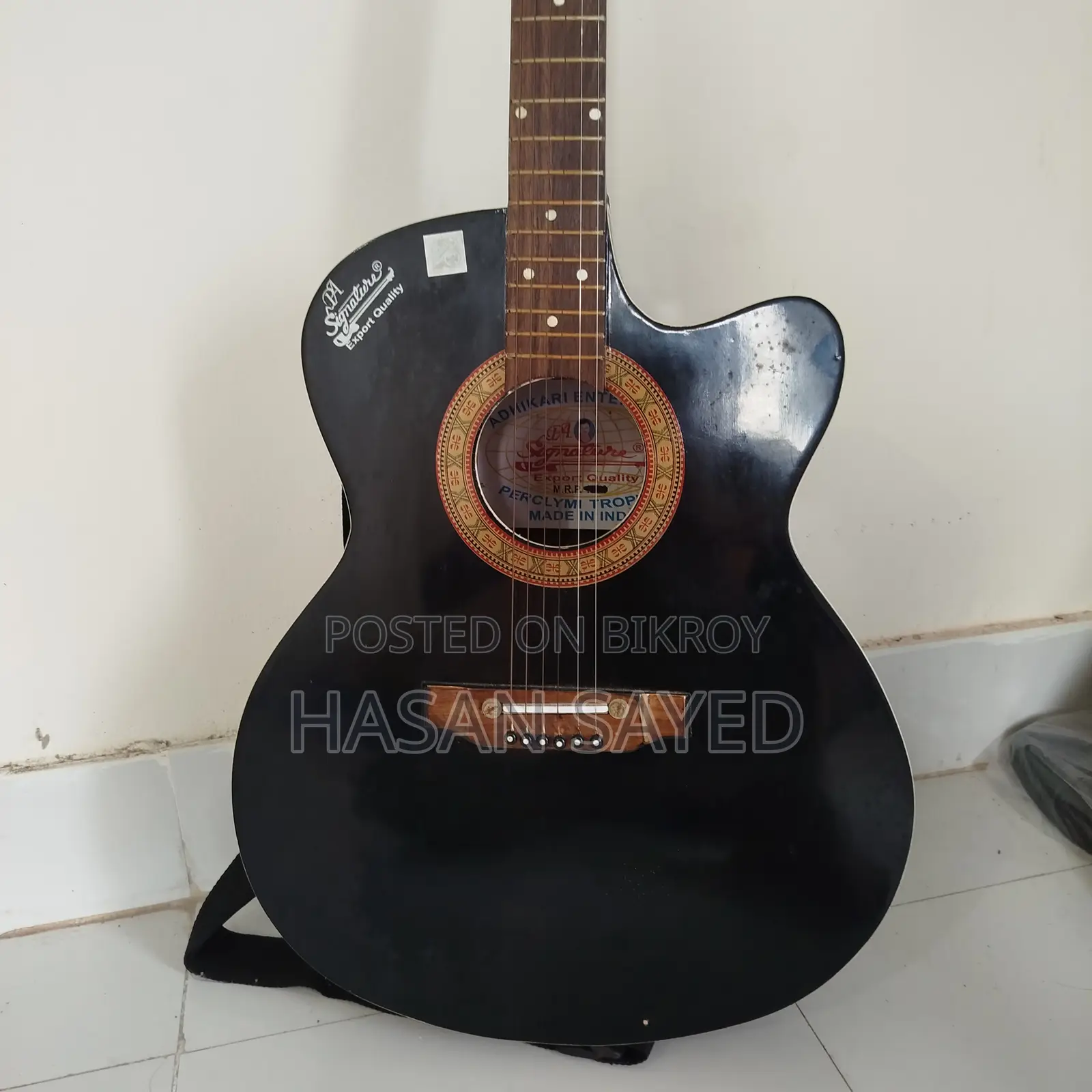 সিগনেচার টোপাজ ২৬৫ গিটার (গ্লসি ব্ল্যাক)