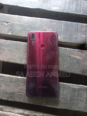 Vivo Y11 32 GB Red