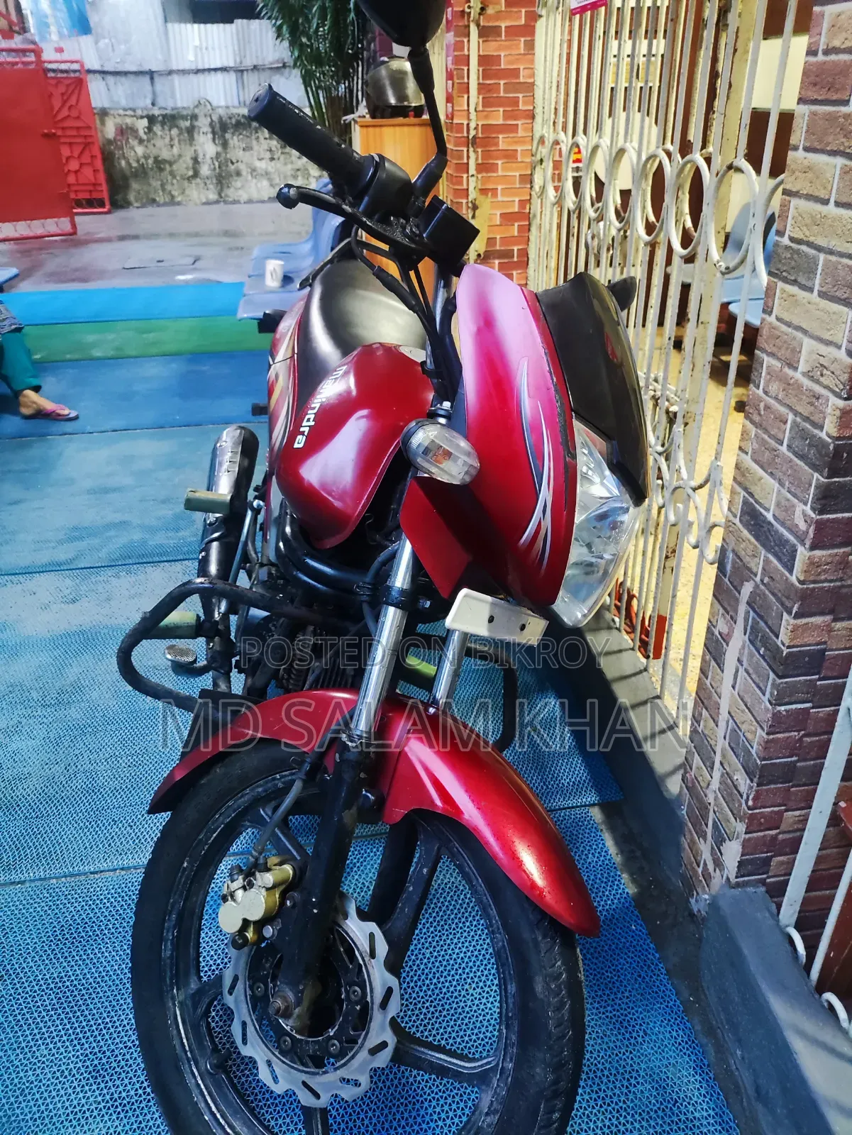 Mahindra Gusto 125 2018 Red