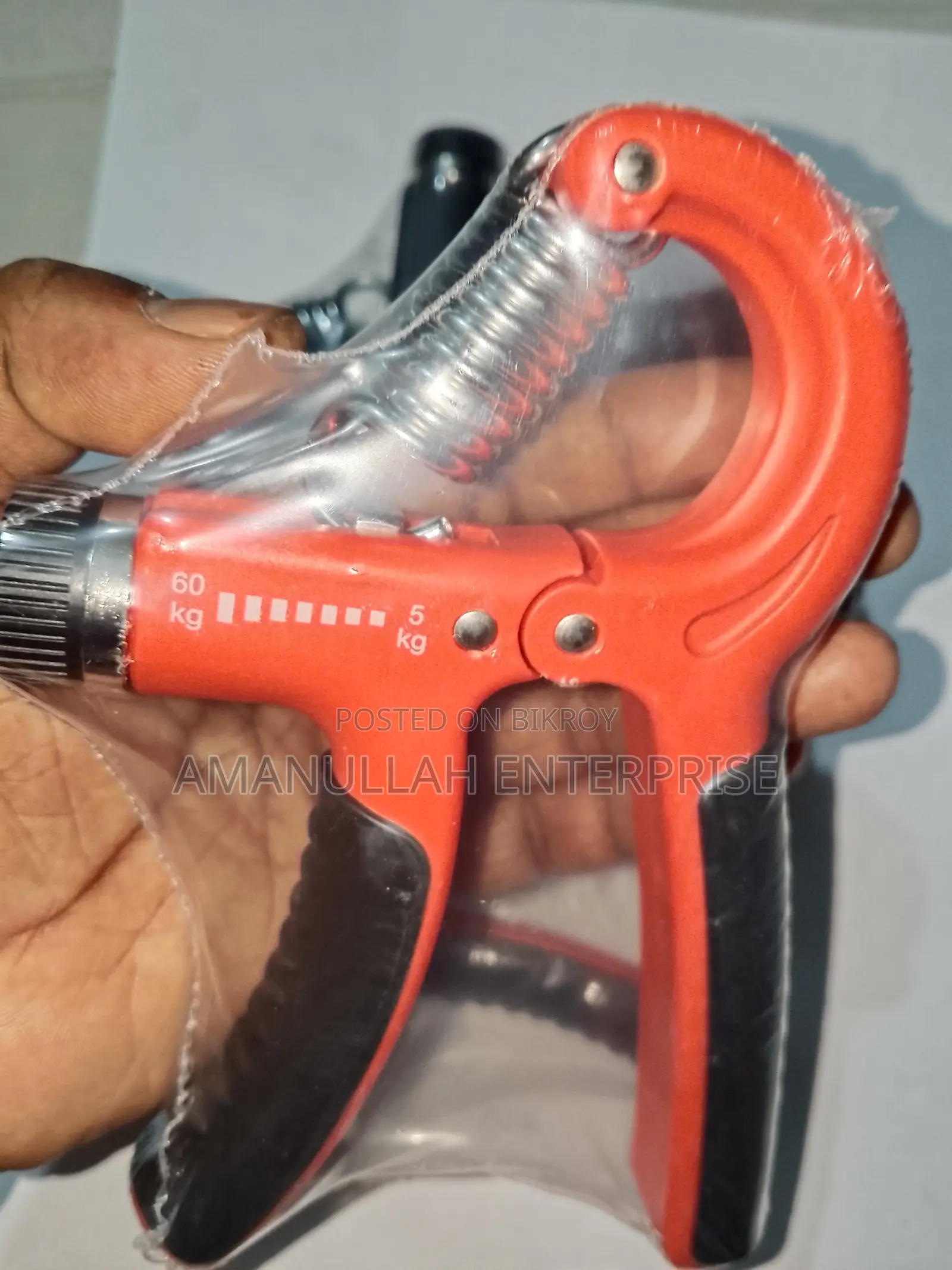 অ্যাডজাস্টেবল হ্যান্ড গ্রিপ স্ট্রেংথেনার (৫ কেজি থেকে ৬০ কেজি) – ফোরআর্ম এবং রিস্ট
