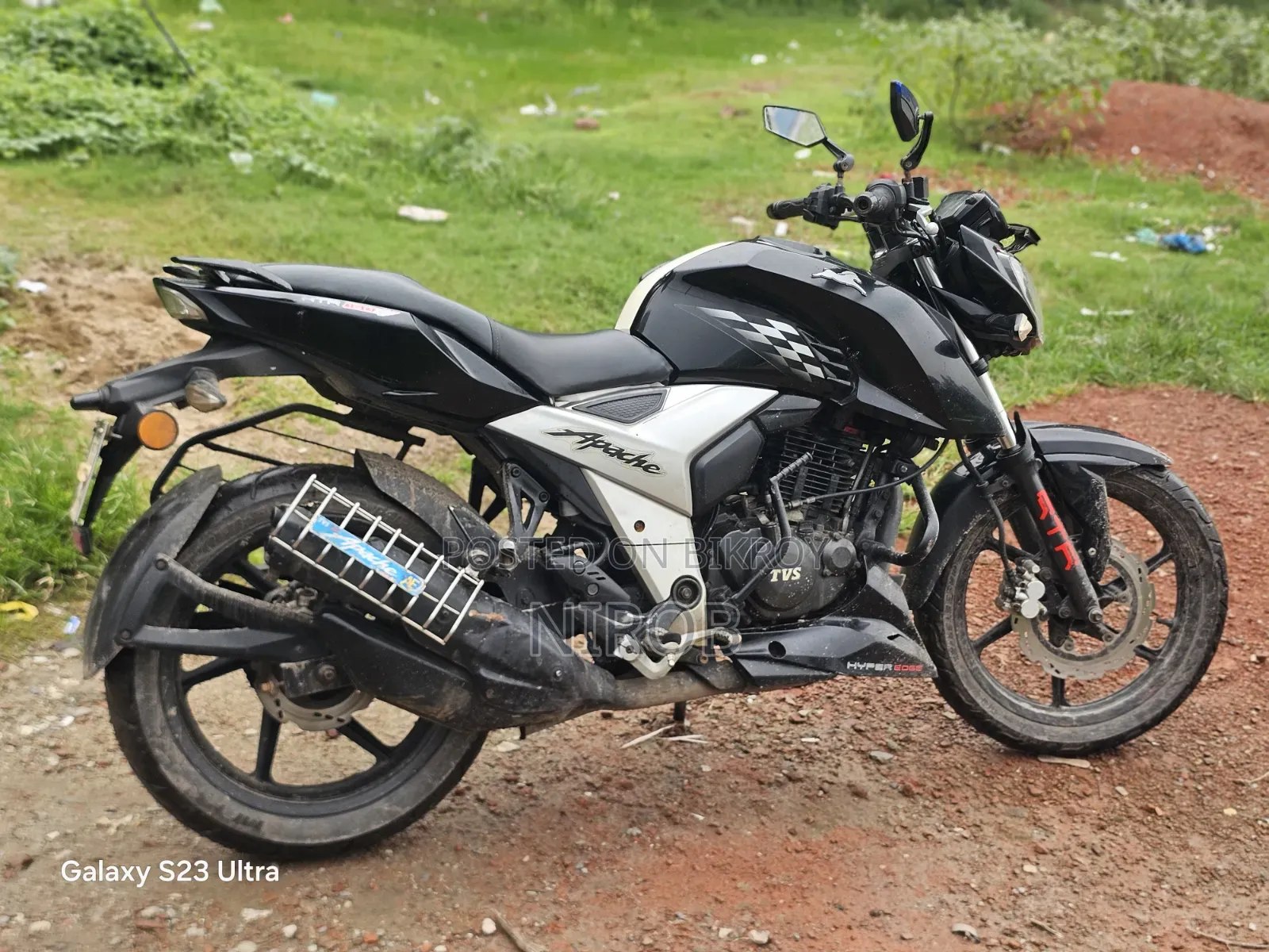 New TVS Apache RTR 160 4V Fi 2018 Black