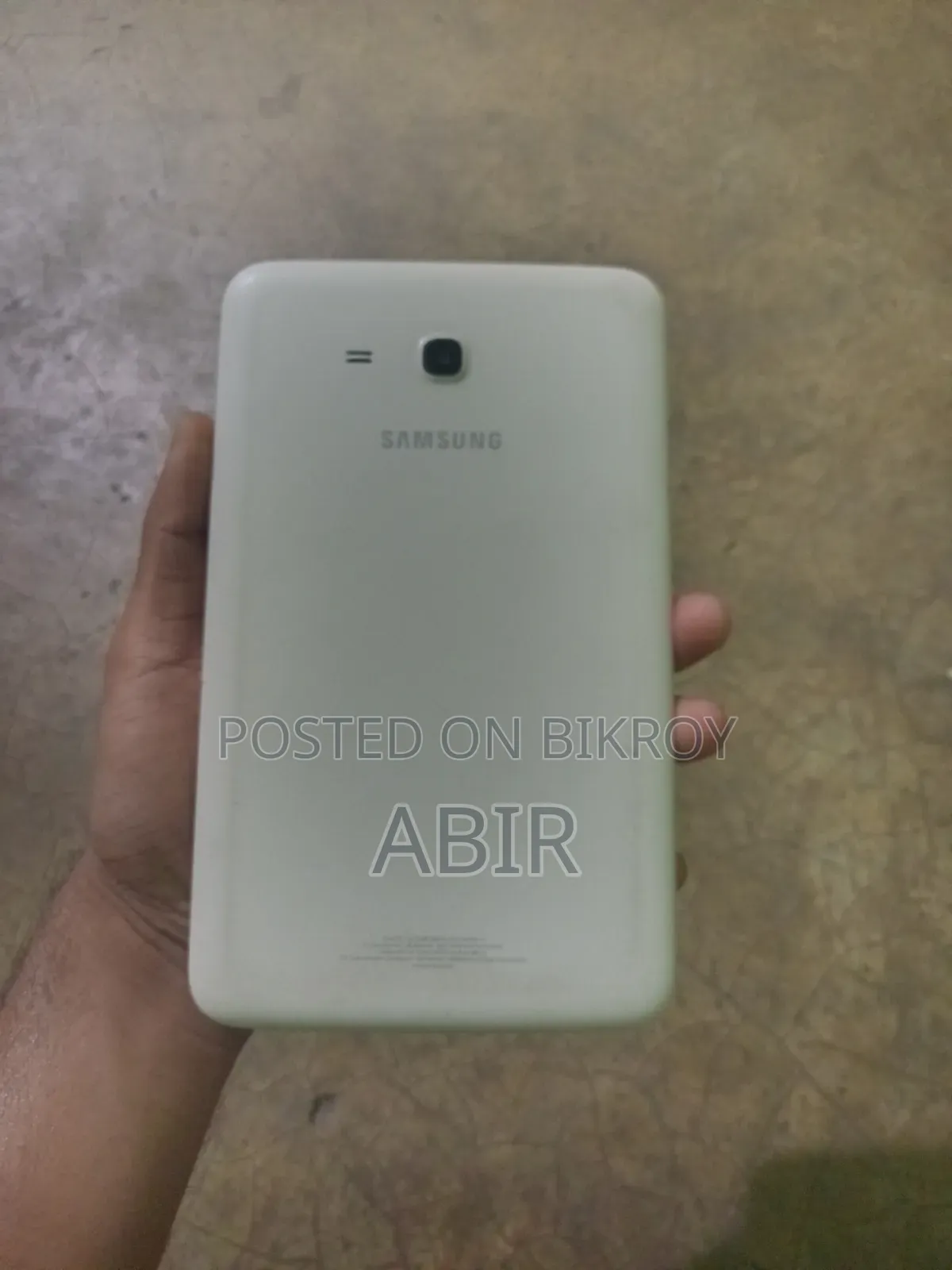 Samsung 16 GB White