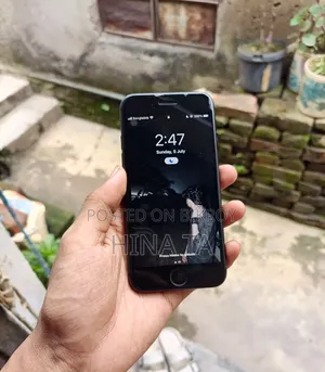 অ্যাপল আইফোন ৭ ৩২ জিবি কালো