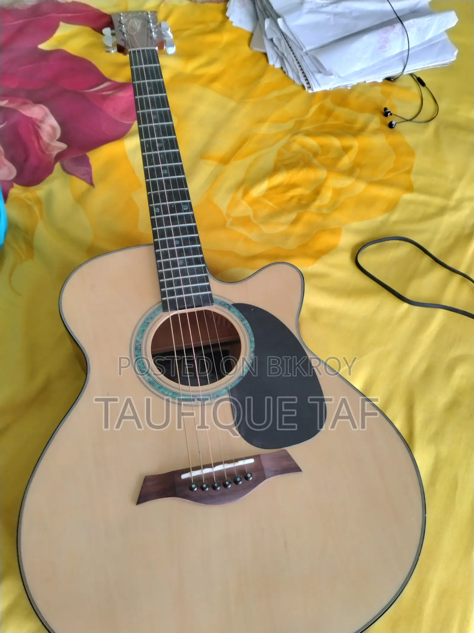 TGM Guitar Sell in Fresh Best Condition