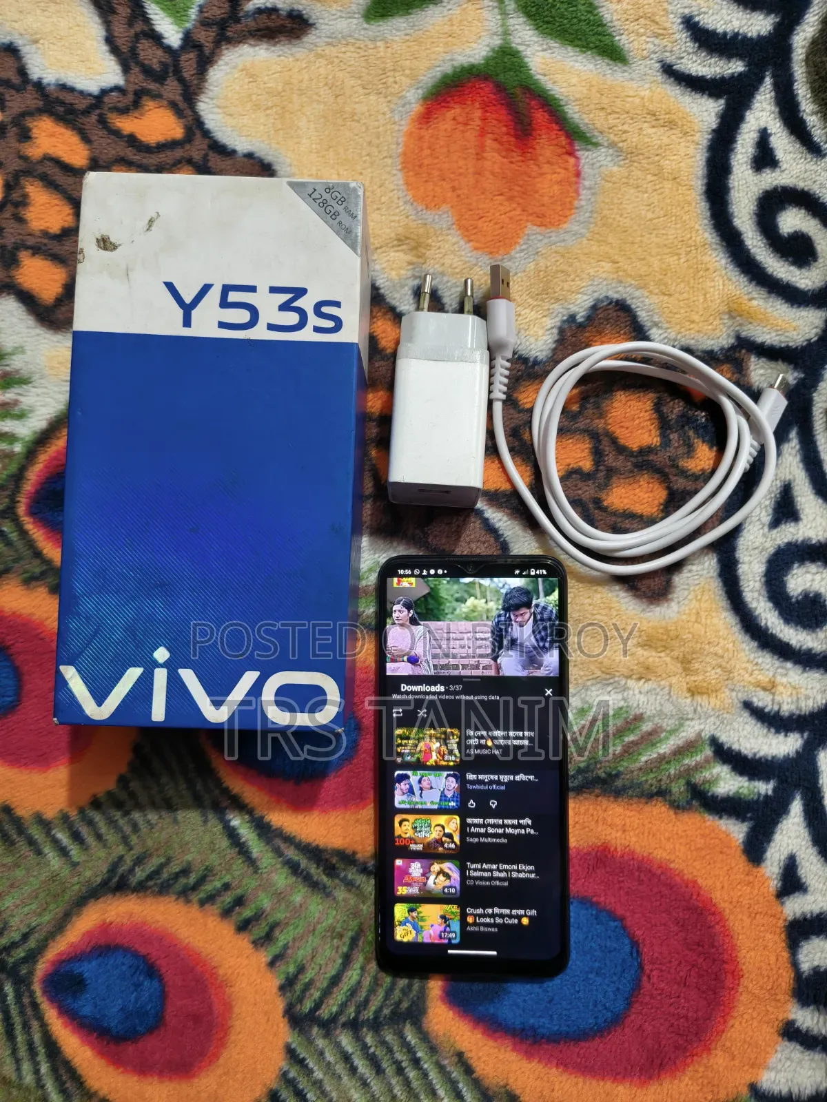 Vivo Y53s 128 GB Silver
