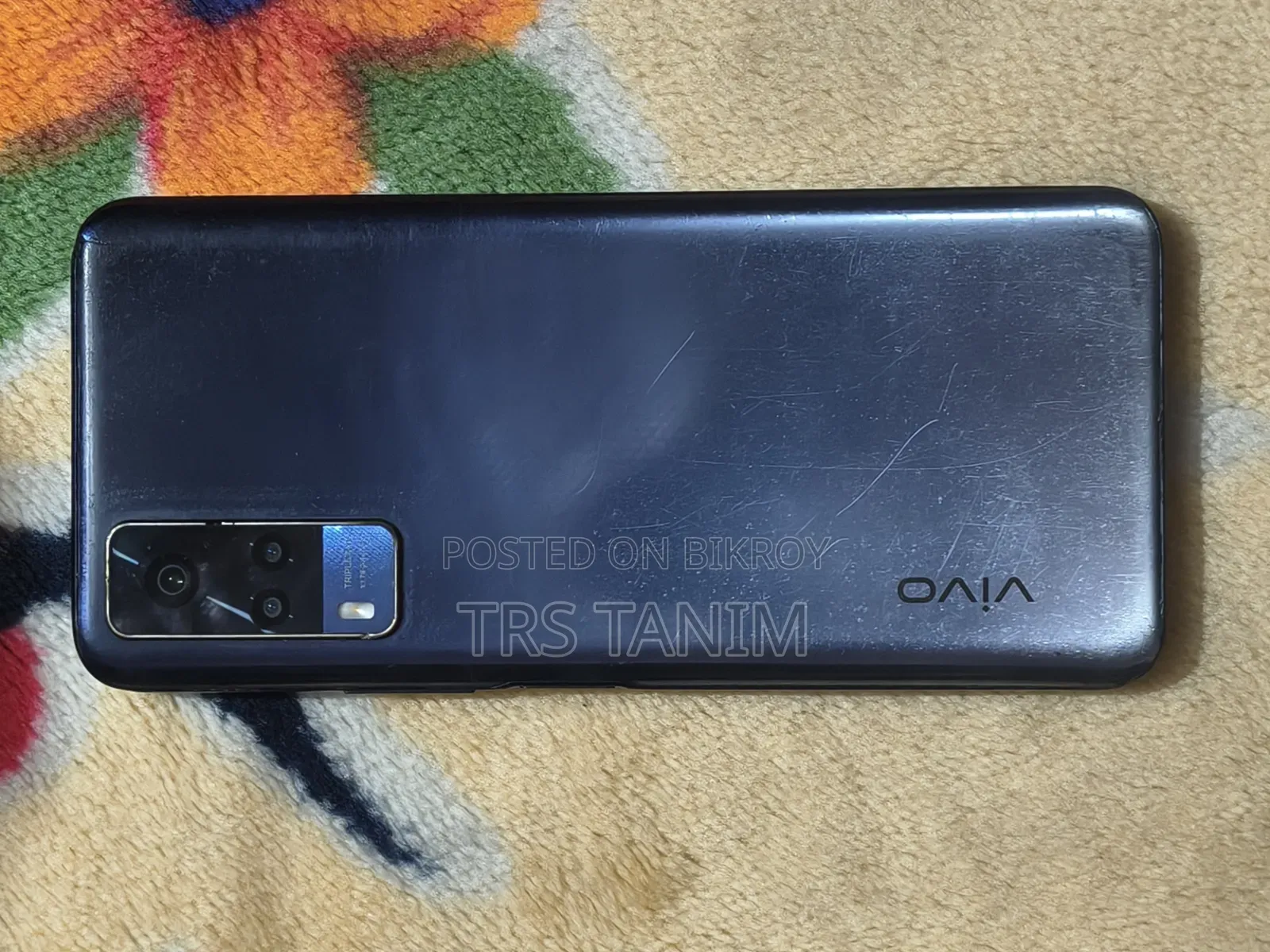 Vivo Y53s 128 GB Silver