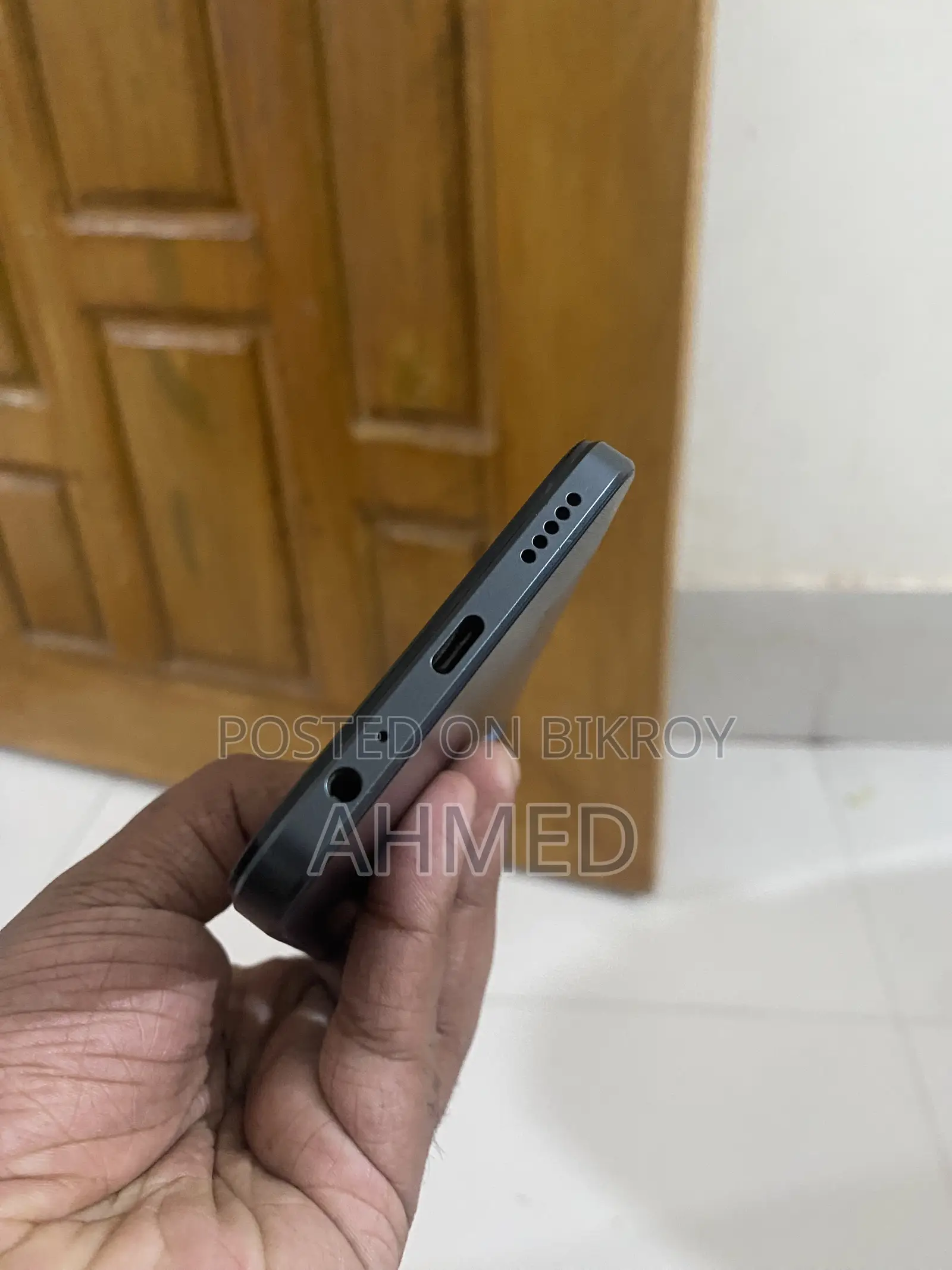 ভিভো ওয়াই১৬ ৬৪ জিবি ব্ল্যাক