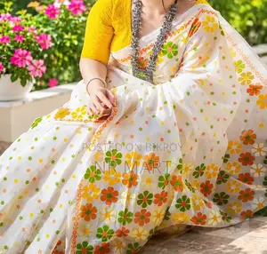 উৎসব রঙের বৈশাখী শাড়ি