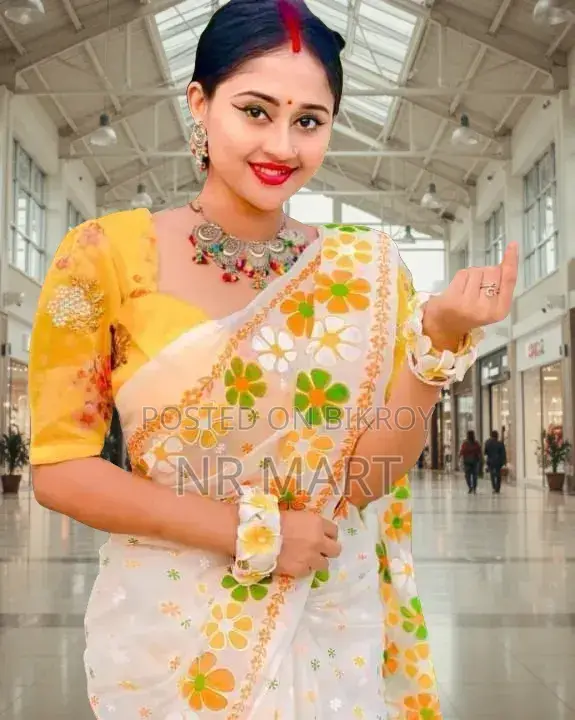 উৎসব রঙের বৈশাখী শাড়ি