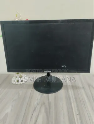 Desktop Computer Samsung 4GB Intel Pentium HDD 512GB