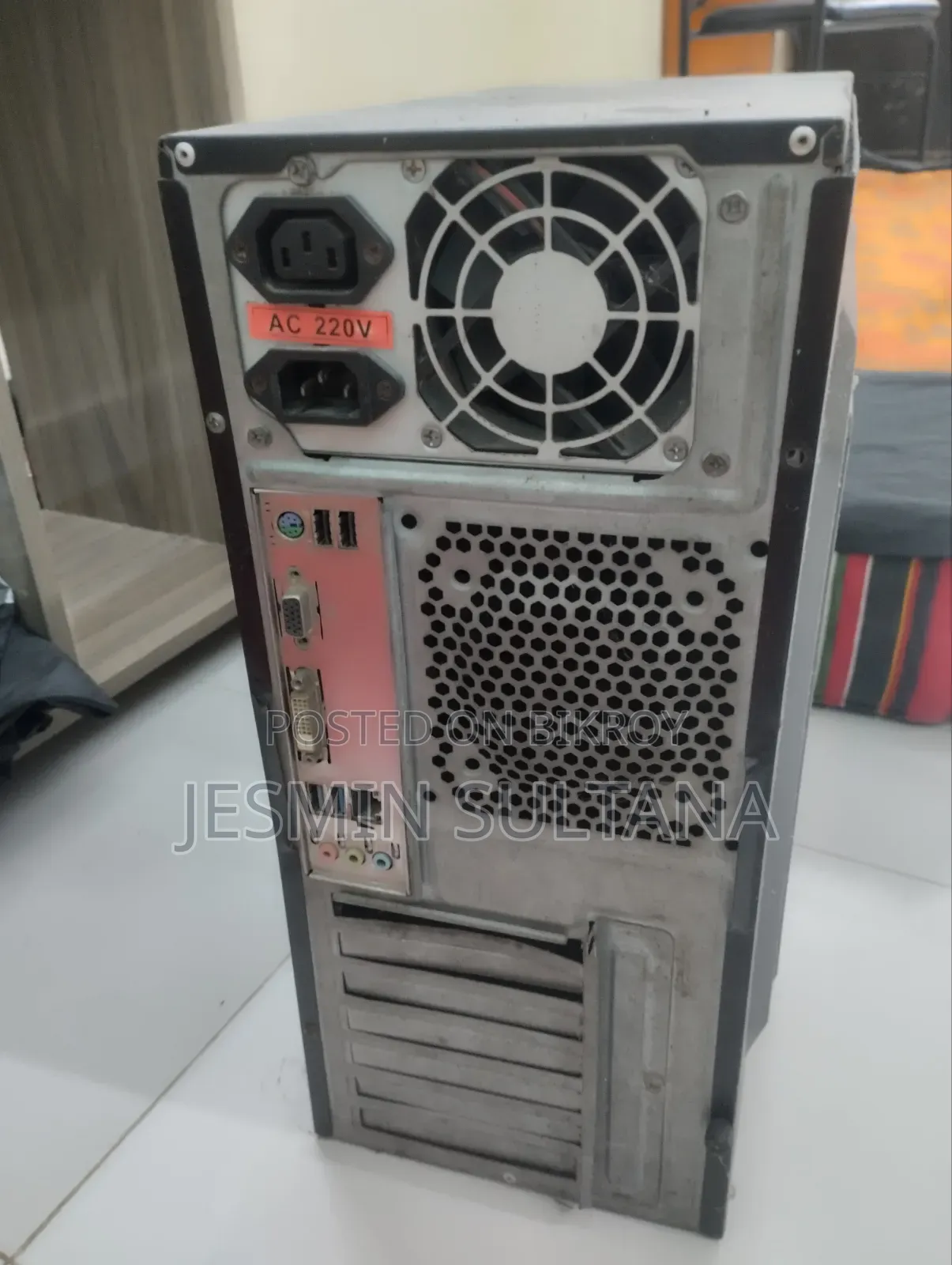 Desktop Computer Samsung 4GB Intel Pentium HDD 512GB