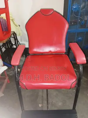 পার্লারের চেয়ার