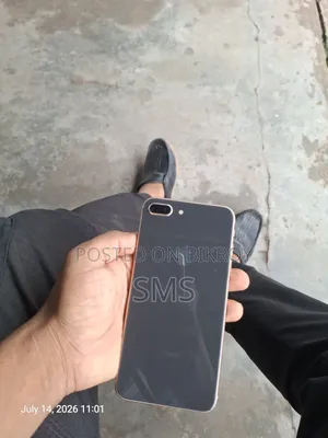 Apple iPhone 8 Plus 64 GB Black