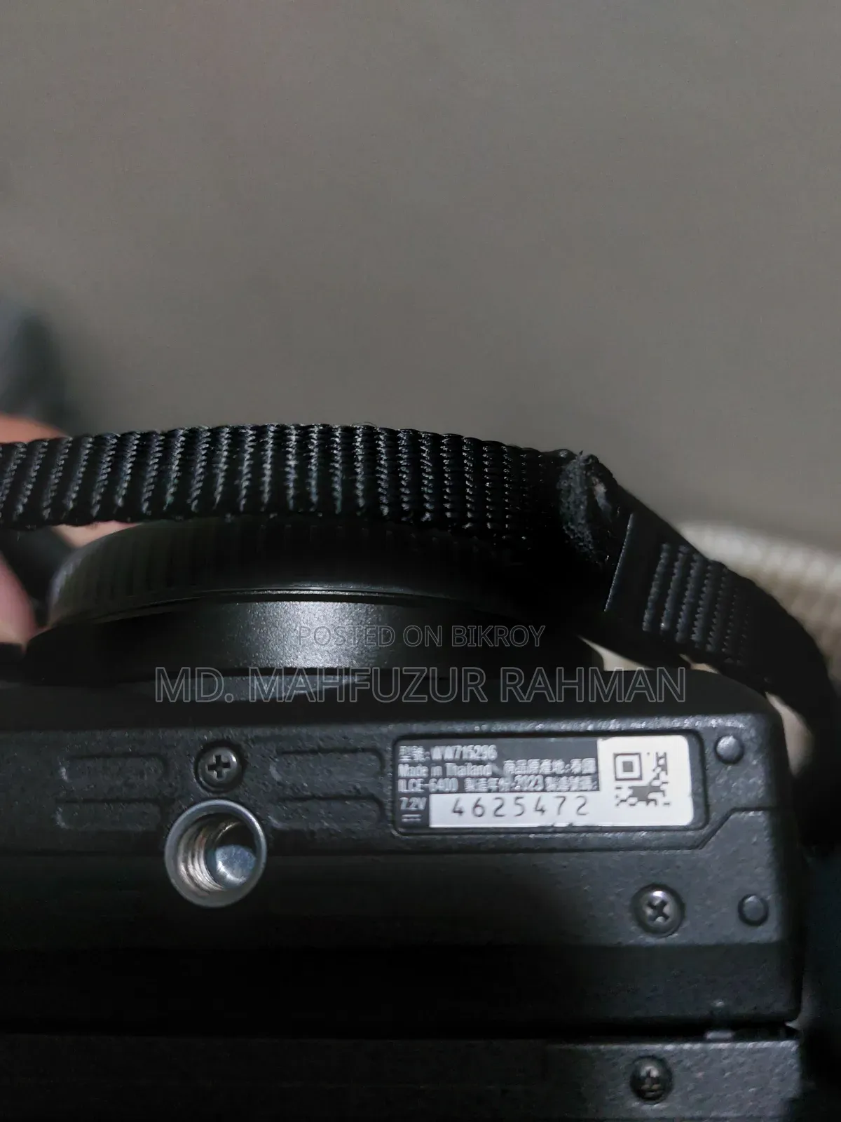 Sony A6400 Mirrorless Camera With Kit Lens + 4 Battery