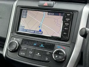 Toyota Corolla Fielder 1.5 Hybrid FWD 2021 Pearl