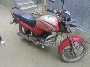 Bajaj Platina 100 2020 Red