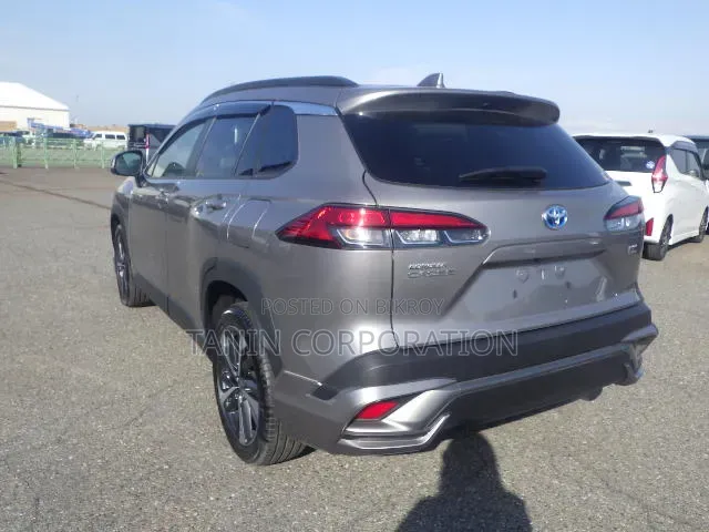 Toyota Corolla Cross 2023 Brown