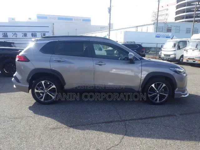 Toyota Corolla Cross 2023 Brown