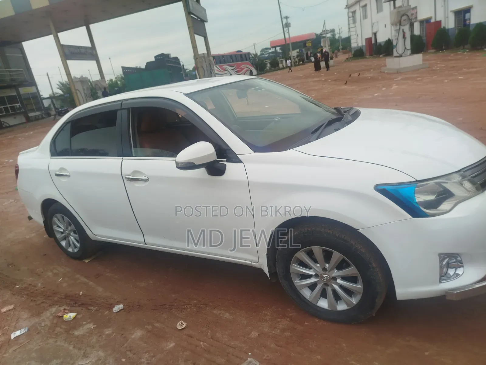 Toyota Axio 2013 White