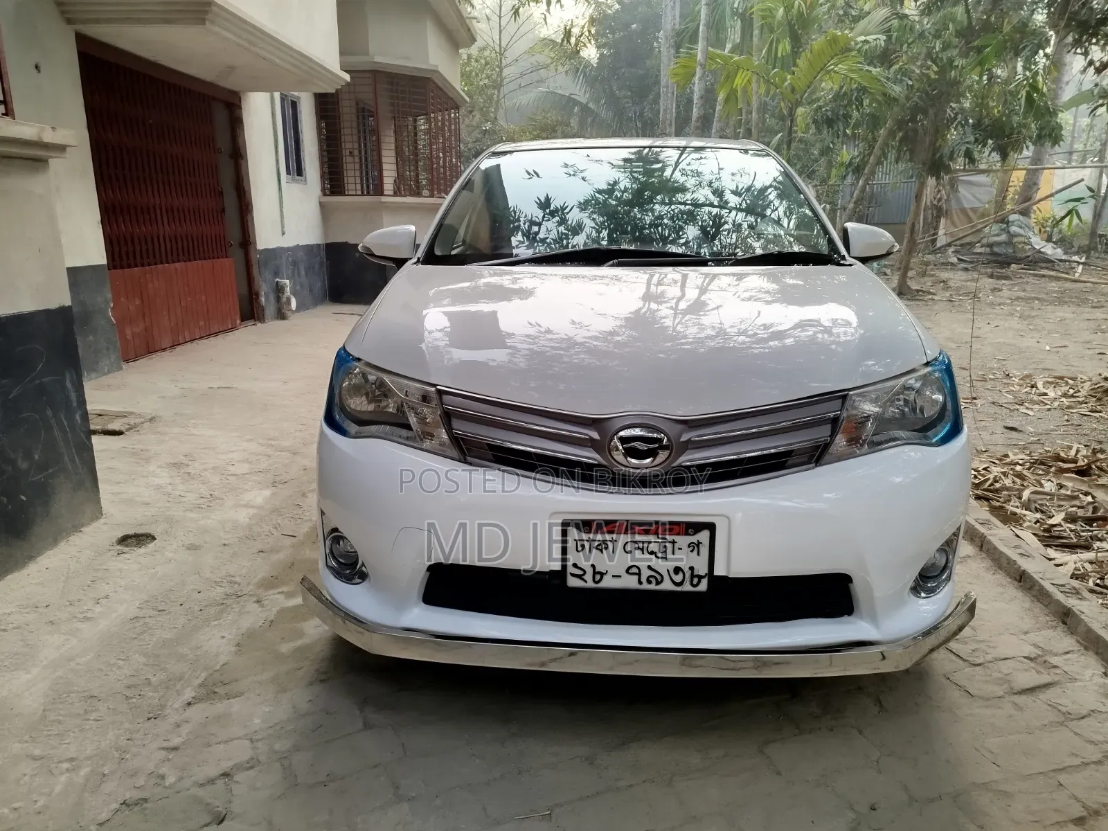 Toyota Axio 2013 White