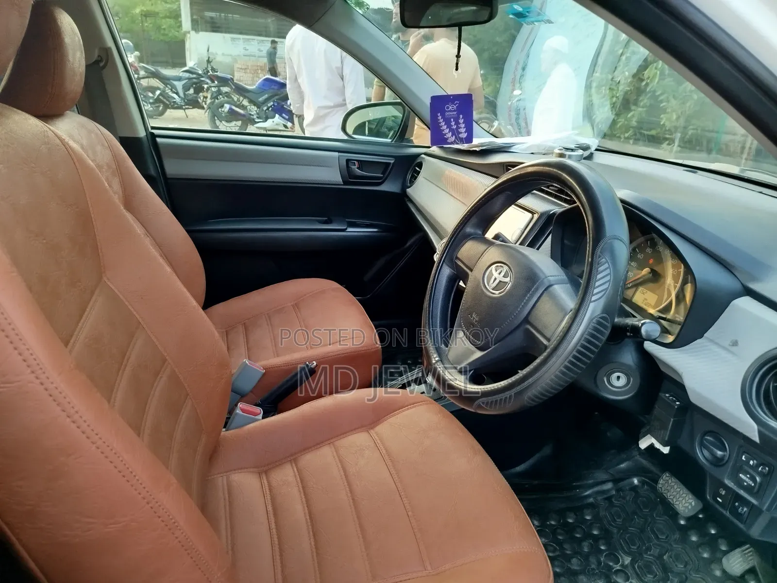 Toyota Axio 2013 White