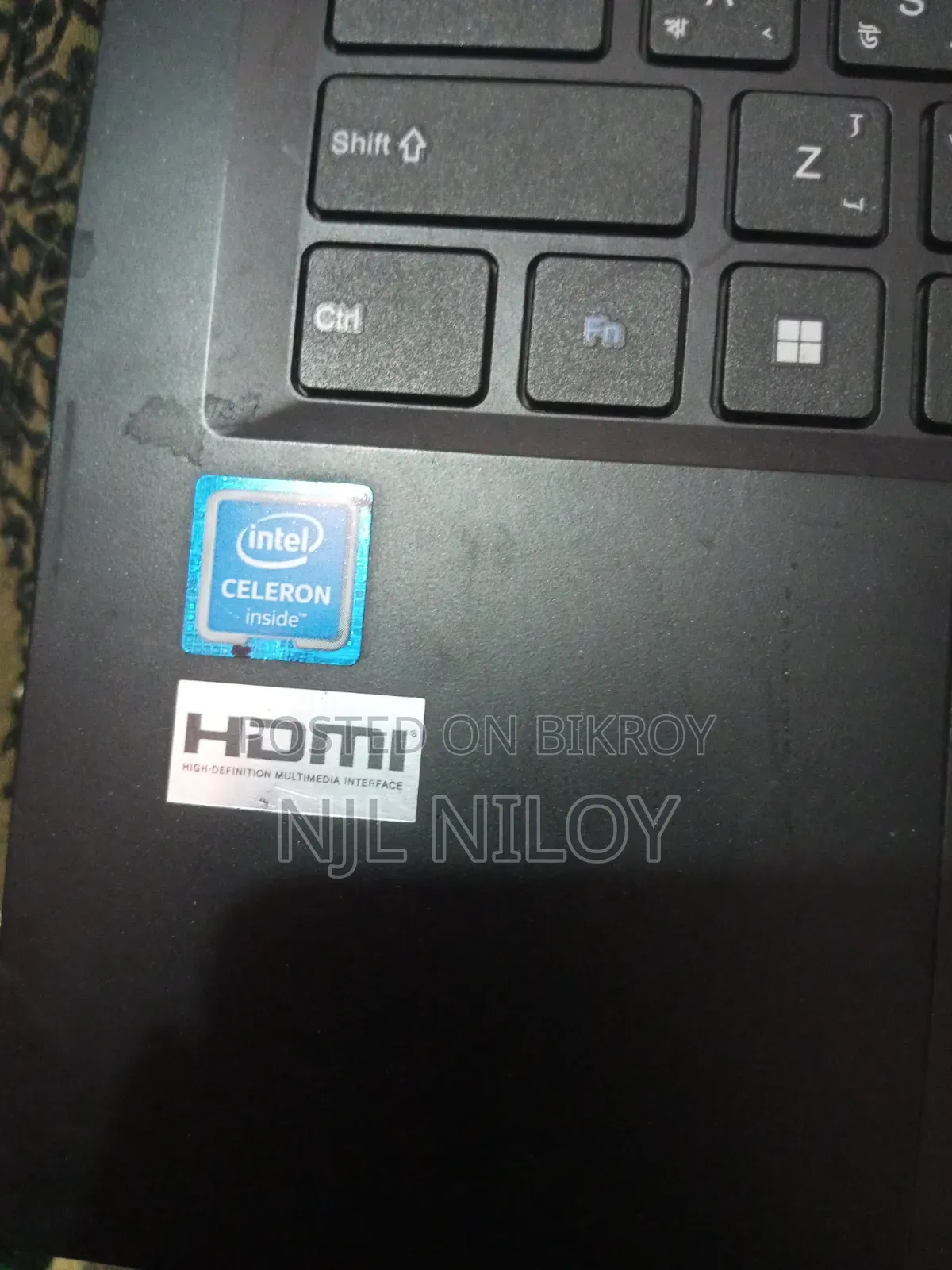 Laptop 8GB Intel HDD+SSD 256GB