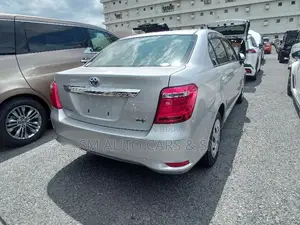 Toyota Axio 2021 Silver