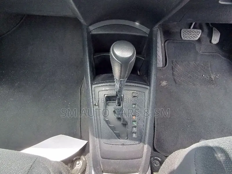 Toyota Axio 2021 Silver