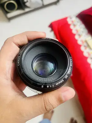 ক্যানন ৫০মিমি লেন্স