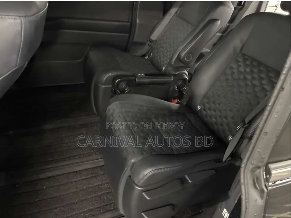 Toyota Voxy Hybrid S-Z 2WD 7-Seater 2022 Black