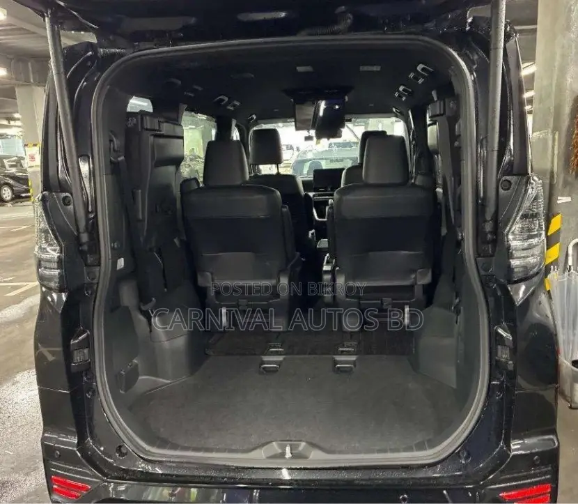 Toyota Voxy Hybrid S-Z 2WD 7-Seater 2022 Black