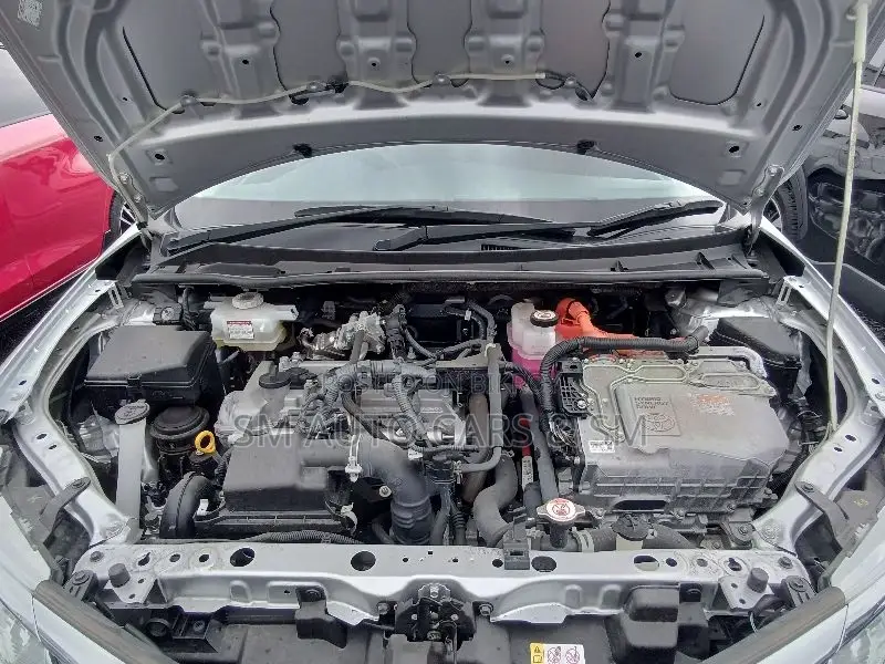 Toyota Axio 2021 Silver
