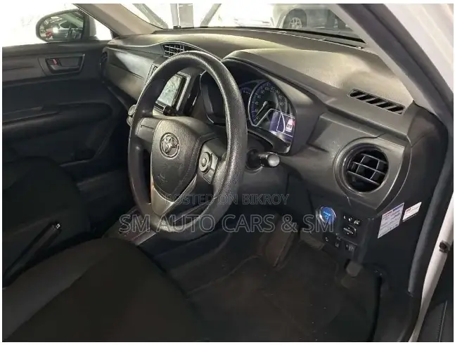Toyota Axio 2021 White