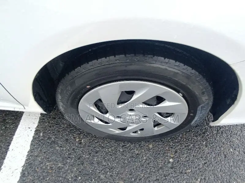 Toyota Axio 2021 White