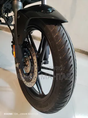 হিরো এক্সট্রিম ১২৫আর ২০২৫ ব্ল্যাক