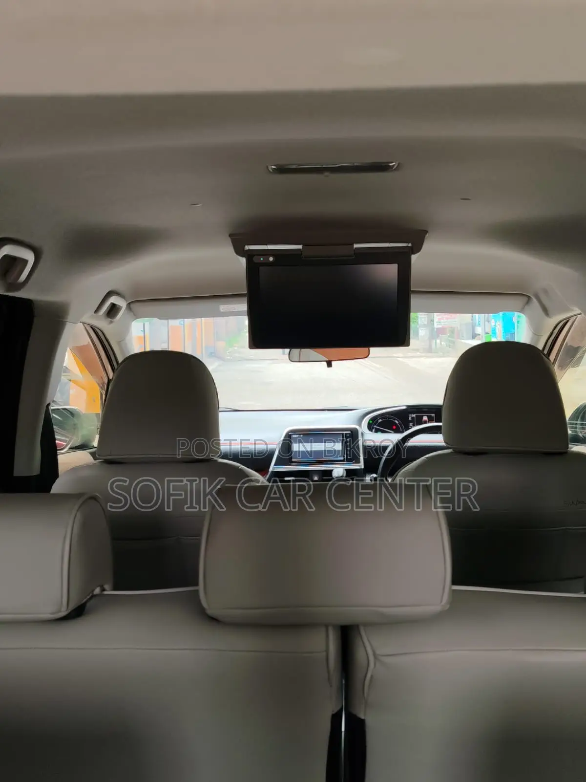 Toyota Sienta 2020 Red