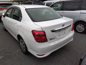 Toyota Axio 2021 White