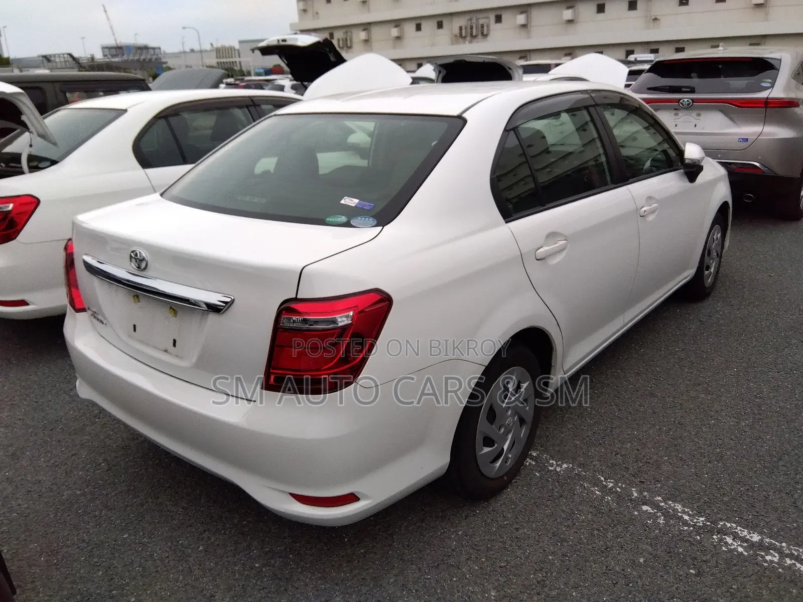 Toyota Axio 2021 White