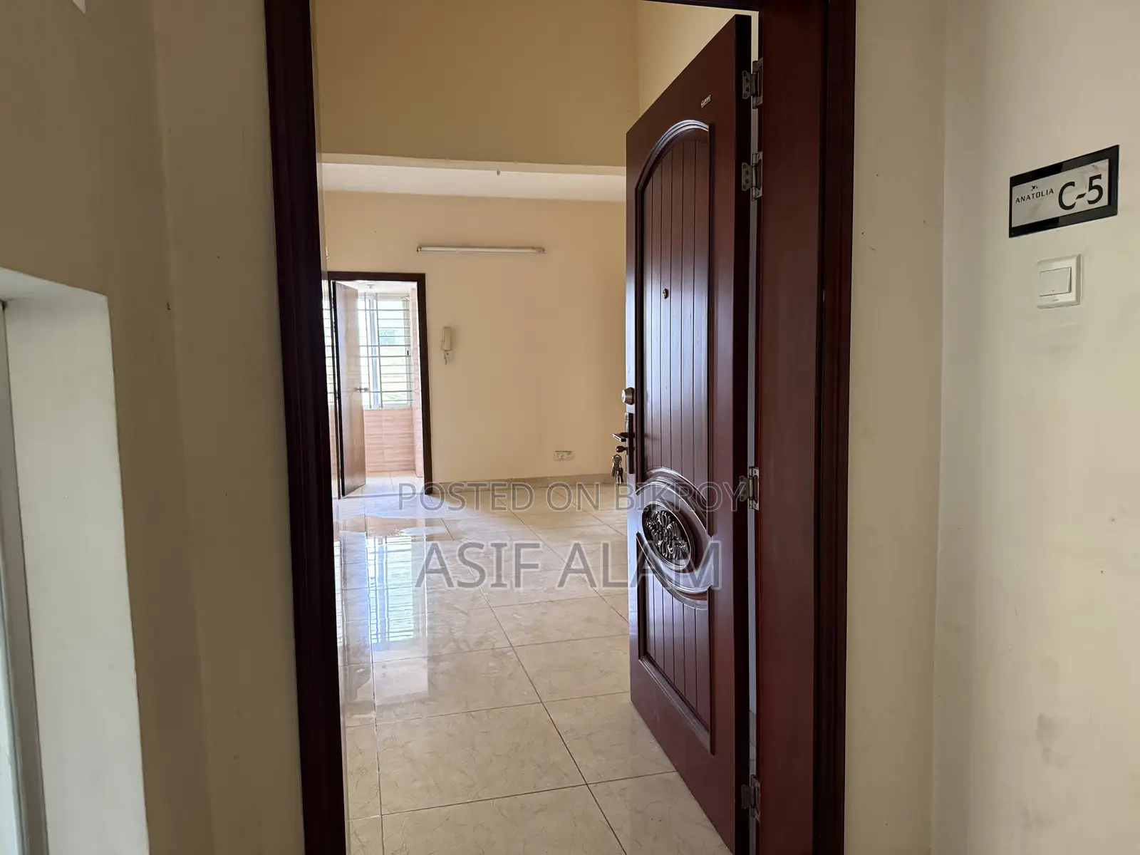 3-bedroom Apartment in Anatolia, Agrabad for rent