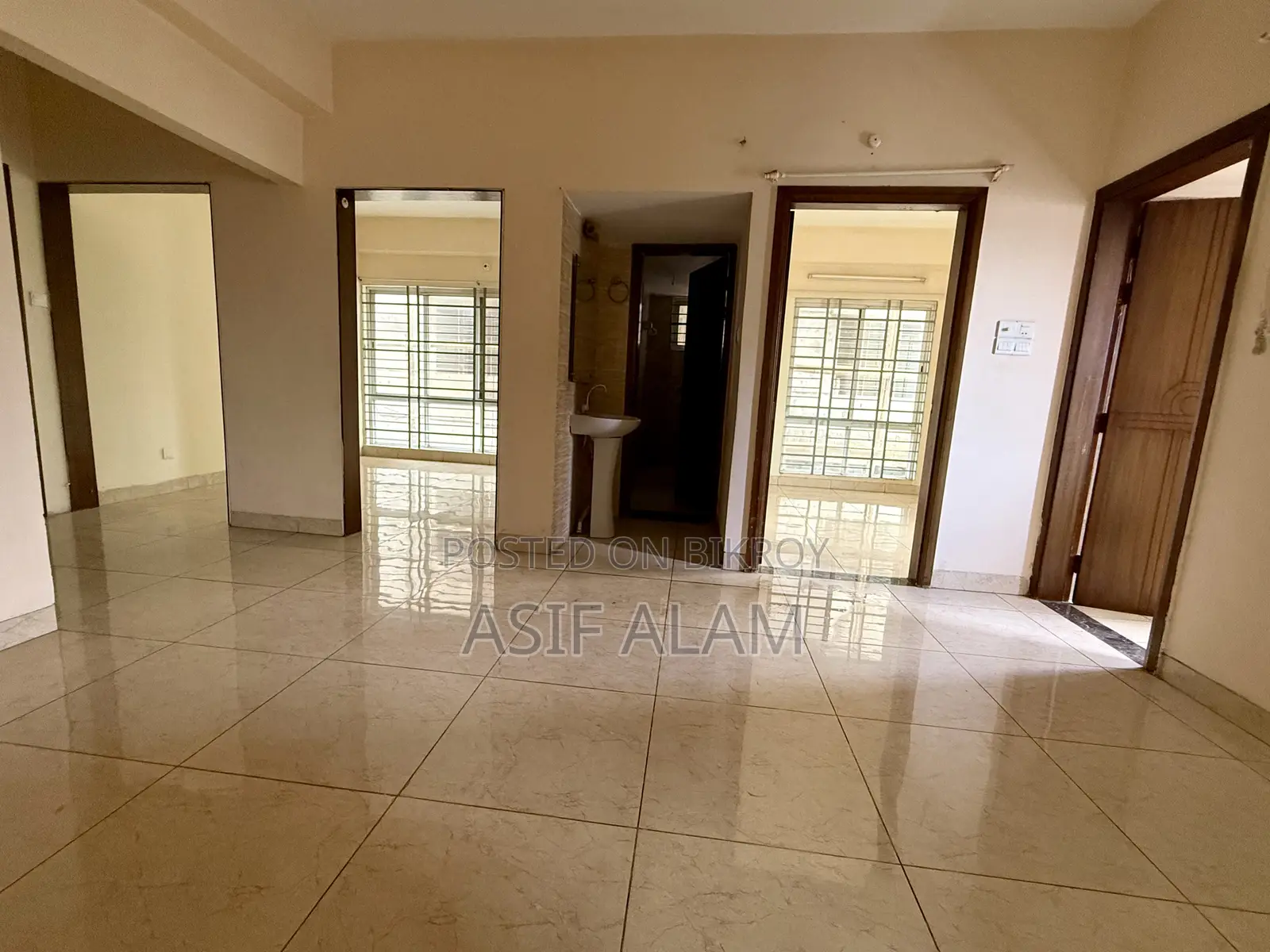 3-bedroom Apartment in Anatolia, Agrabad for rent