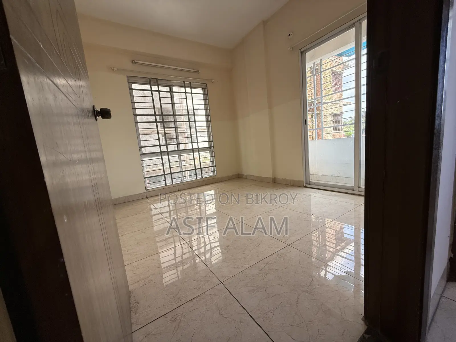 3-bedroom Apartment in Anatolia, Agrabad for rent