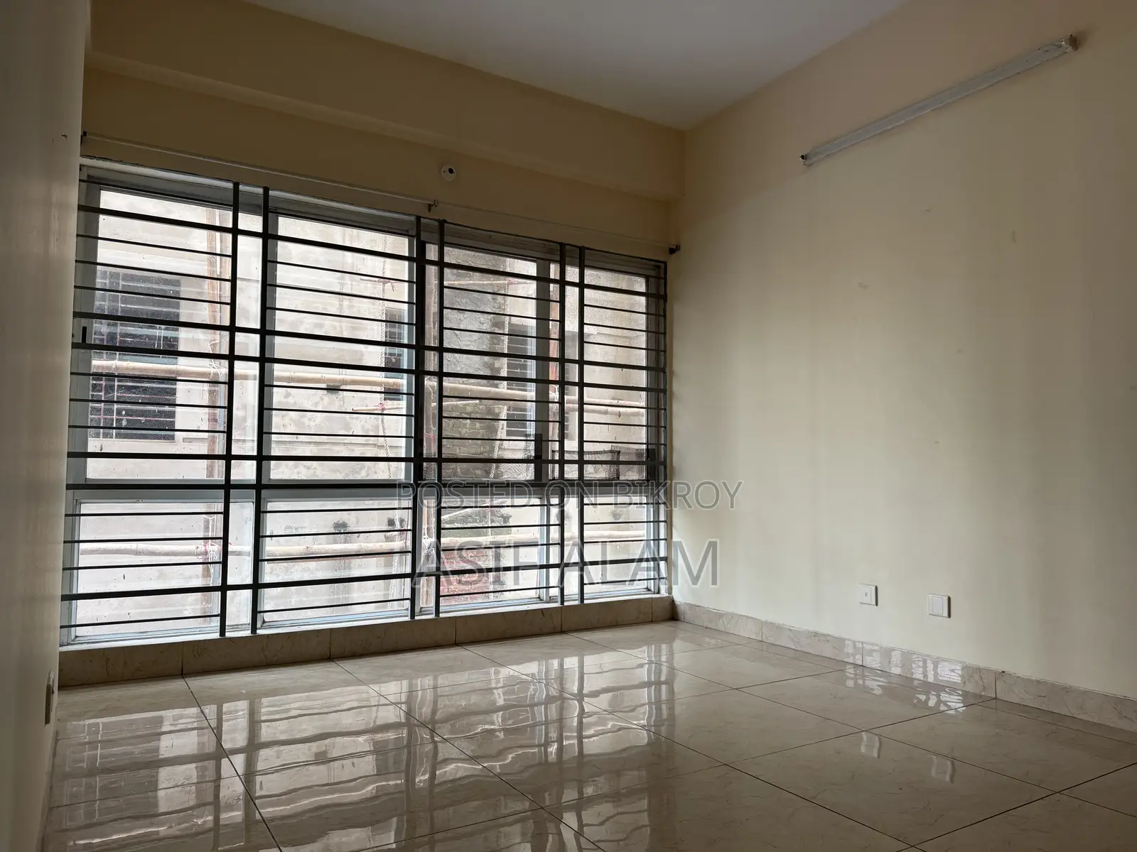 3-bedroom Apartment in Anatolia, Agrabad for rent